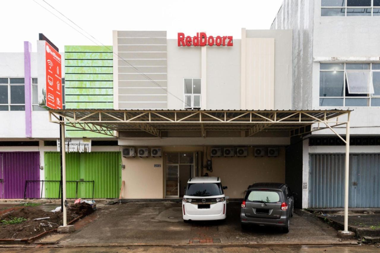 เรดดอร์ซ แอท กราฮา เจเมอร์ลัง มารอส Hotel Kallikalli ภายนอก รูปภาพ